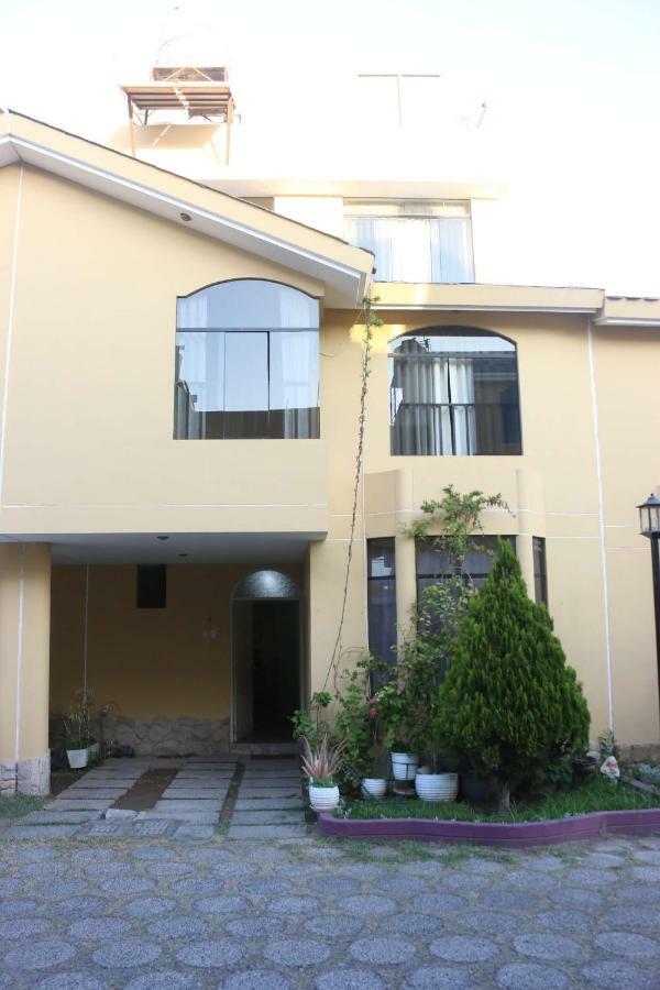 Hostal Mochileros تاكنا المظهر الخارجي الصورة